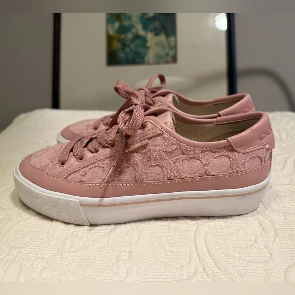 COACH Women's Rose Lace Sneakers